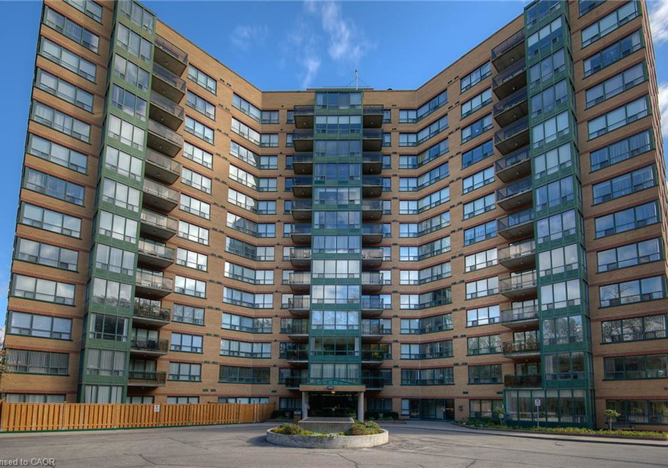237-king-street-w-cambridge-ontario-40864899