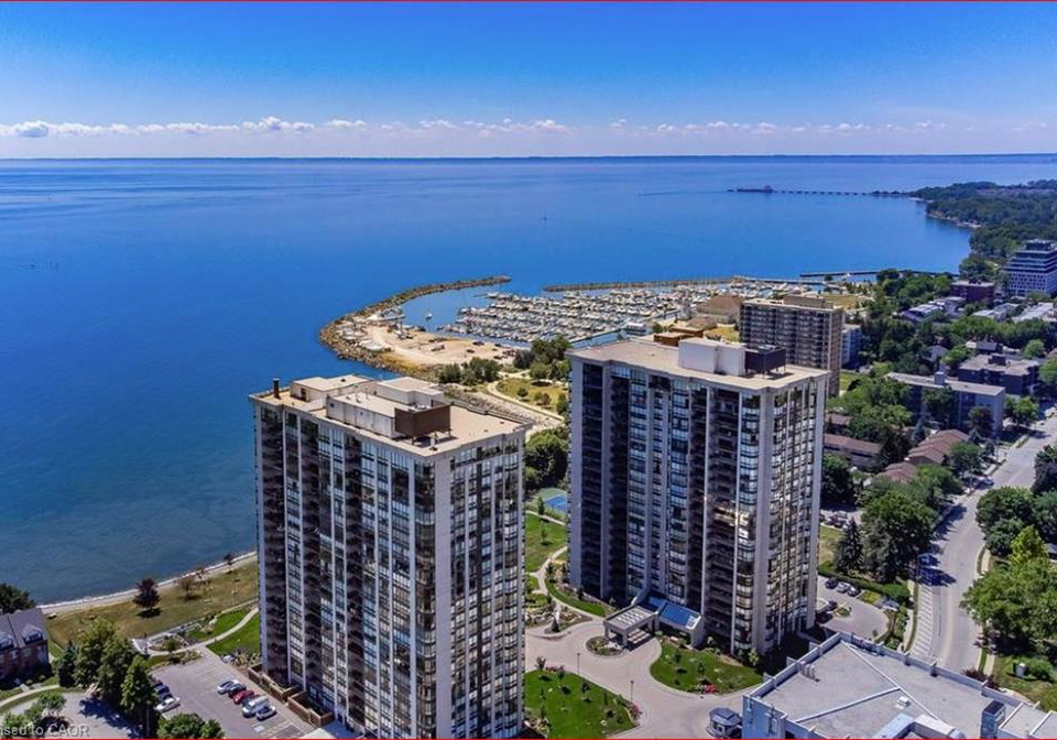 2170-marine-drive-oakville-ontario-40864904