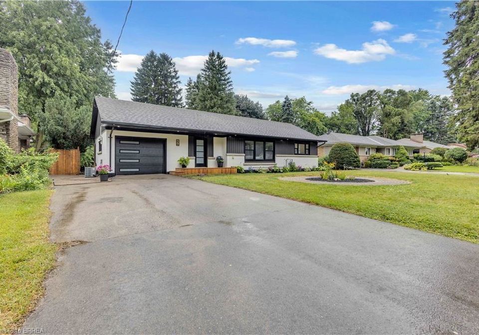 44-tyrell-street-simcoe-ontario-40865019