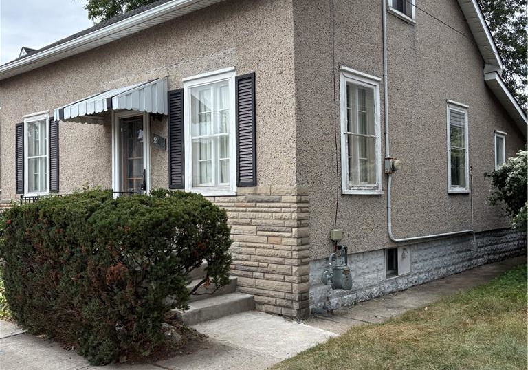 206-kenilworth-avenue-hamilton-ontario-40865032