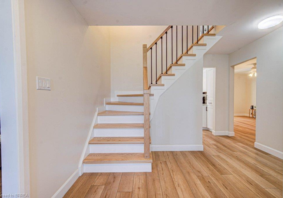 4-jasmine-drive-paris-ontario-40865090