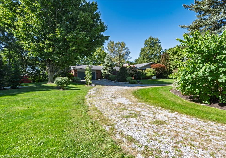 208-decou-road-simcoe-ontario-40865113