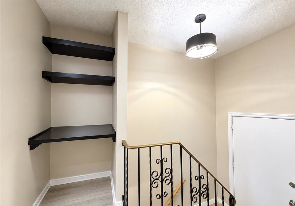 66-summercrest-drive-hamilton-ontario-40865150