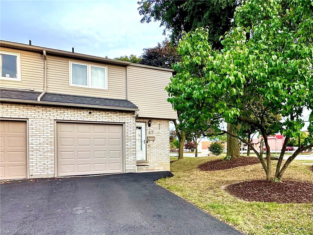 33-rochelle-avenue-hamilton-ontario-40865162