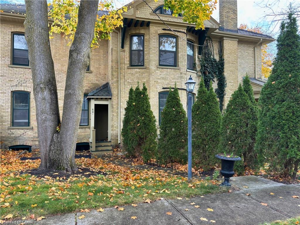 40-42-blenheim-road-cambridge-ontario-40865205