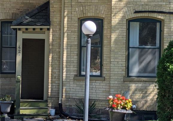 40-42-blenheim-road-cambridge-ontario-40865205