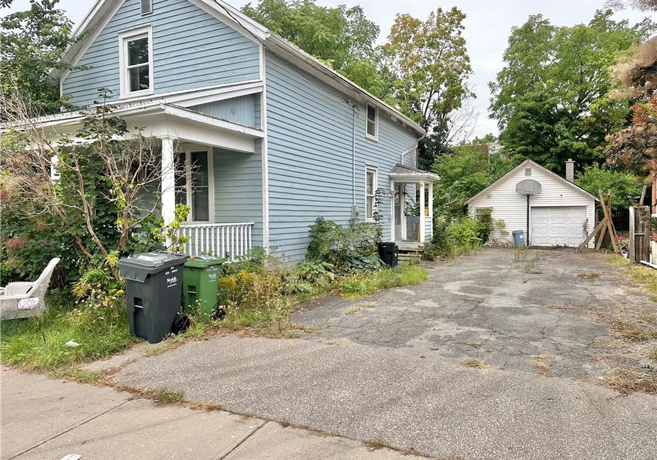 128-kent-street-s-simcoe-ontario-40865291