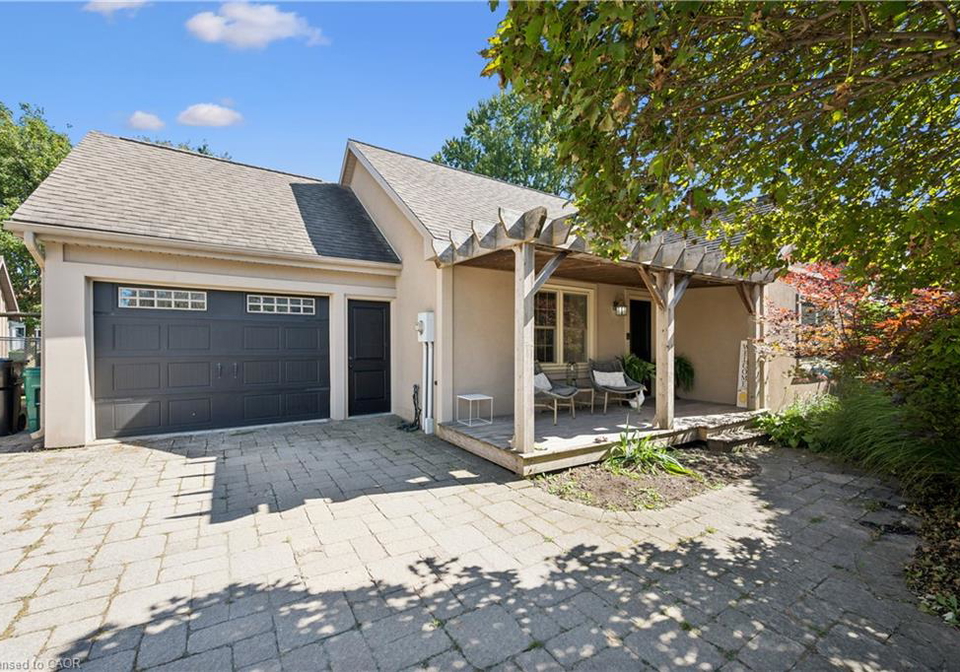 1039-molesworth-street-wellesley-ontario-40865398