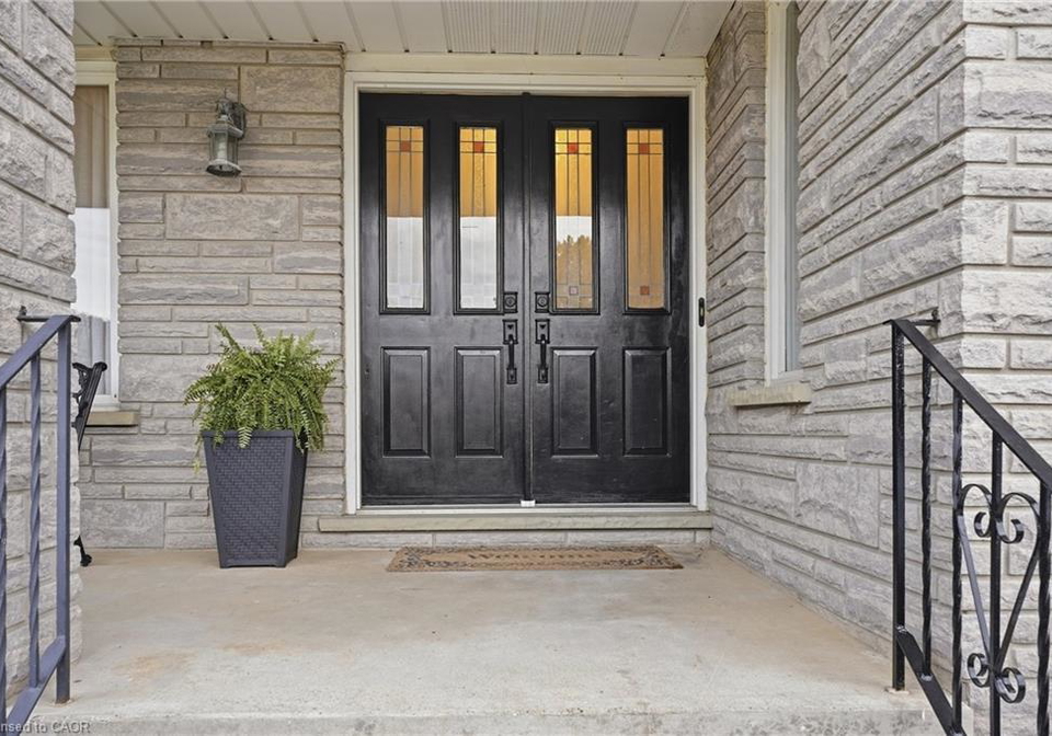 76-madeira-crescent-cambridge-ontario-40865406