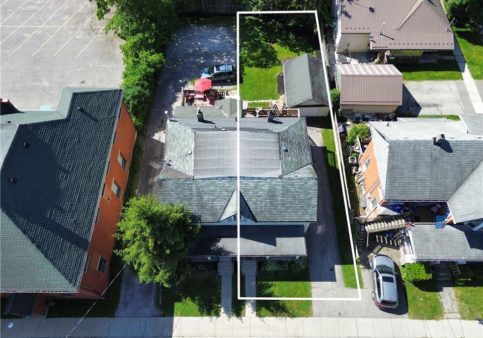 102-stanley-street-simcoe-ontario-40865422