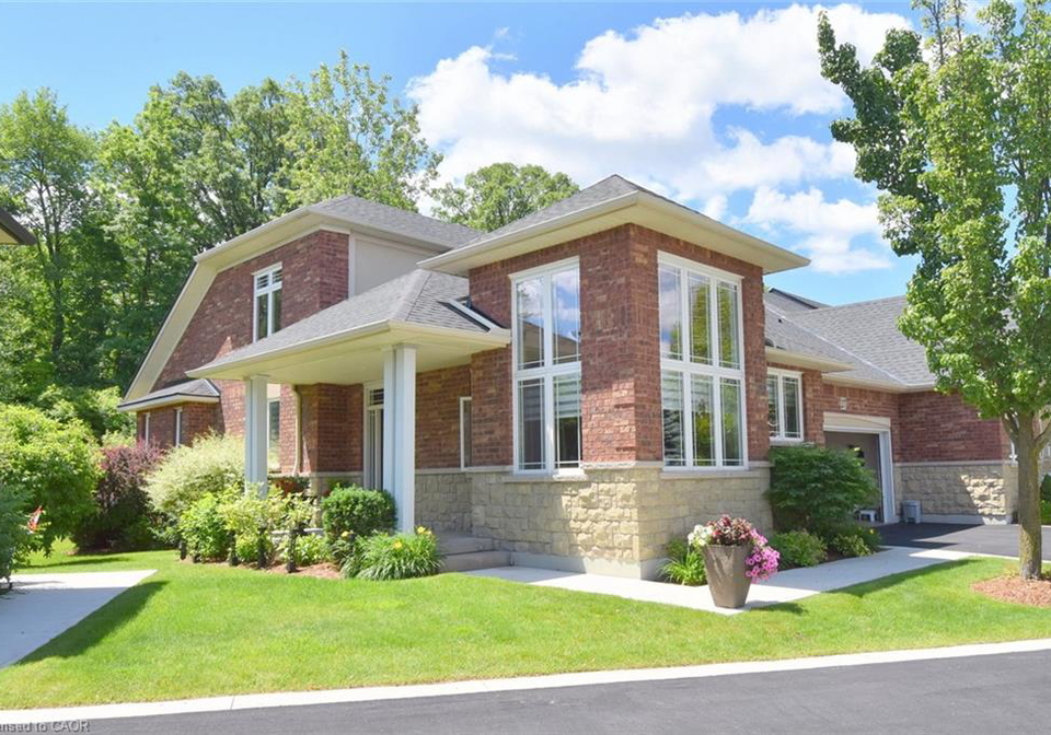 27-landscapes-trail-ancaster-ontario-40865439