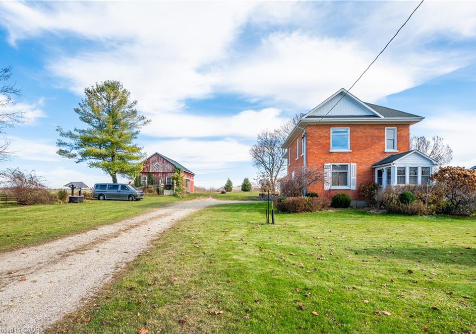 3027-patrick-street-fordwich-ontario-40865475