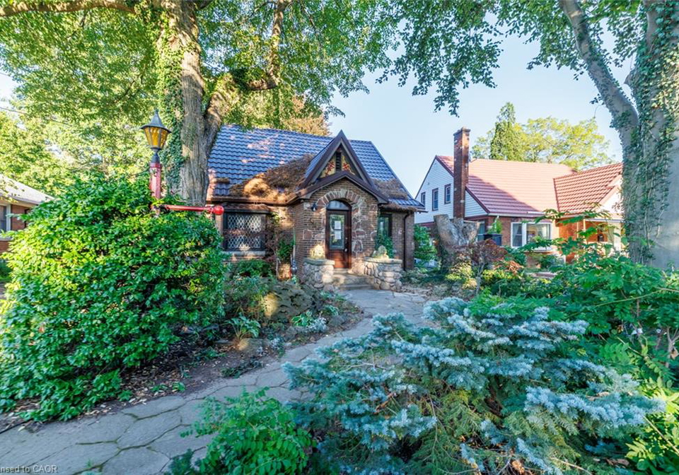 4908-portage-road-niagara-falls-ontario-40865535
