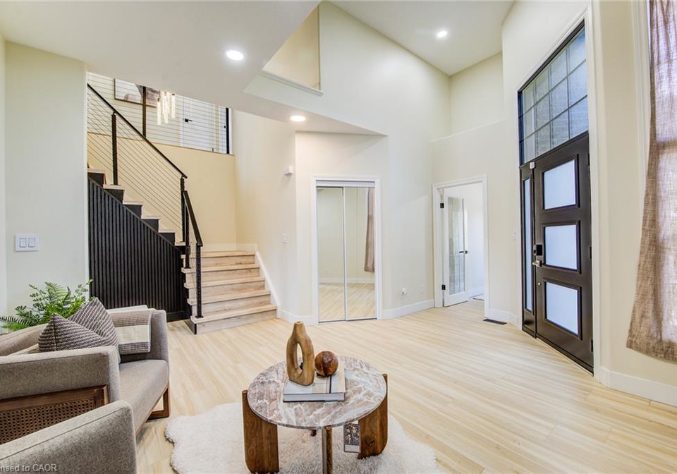 210-hawkswood-drive-kitchener-ontario-40865559