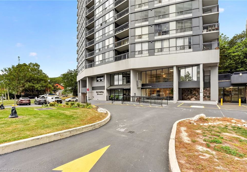 150-charlton-avenue-e-hamilton-ontario-40865580