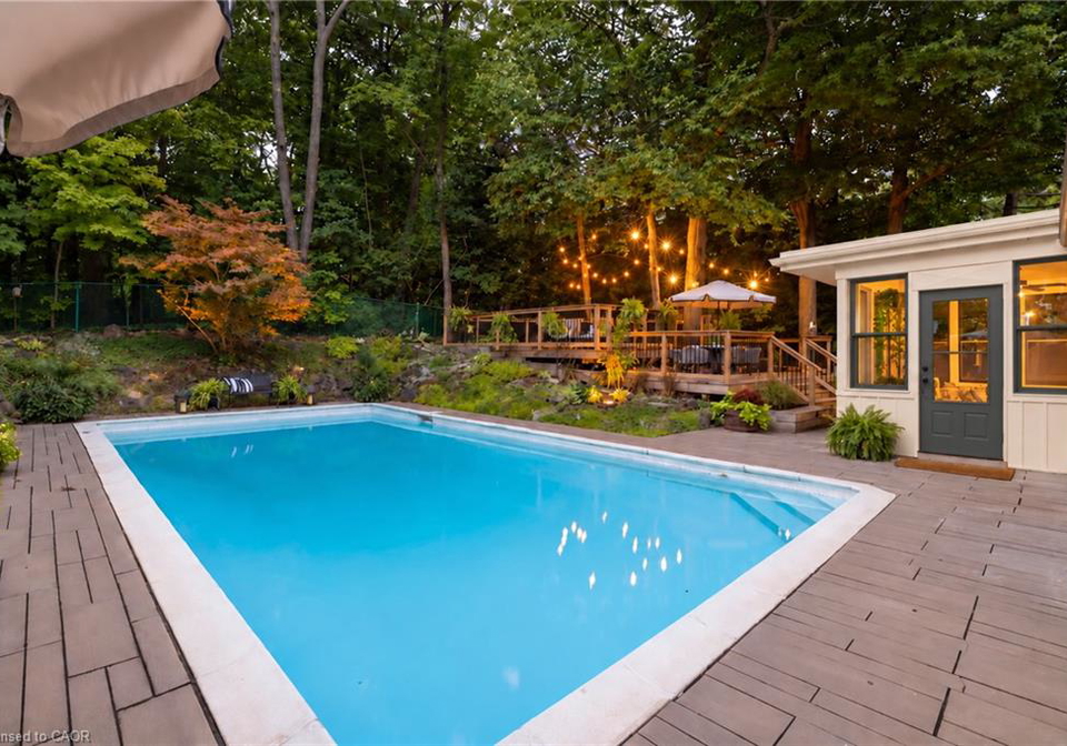 2129-highview-drive-burlington-ontario-40865612