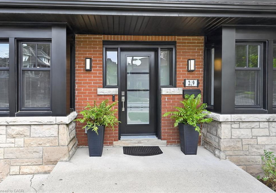 209-delaware-avenue-hamilton-ontario-40865621