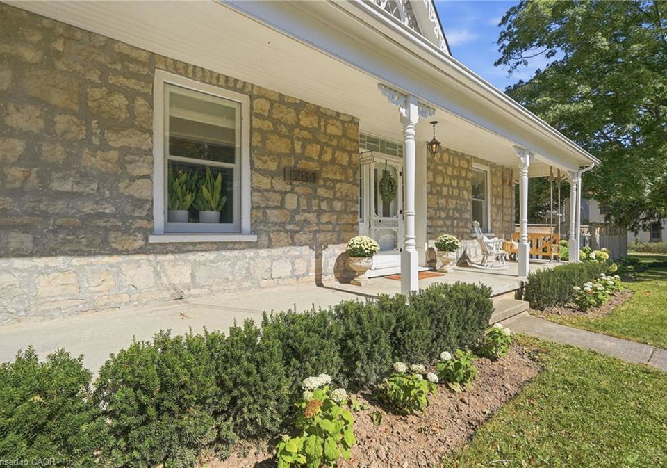 1264-old-8-highway-sheffield-ontario-40865640