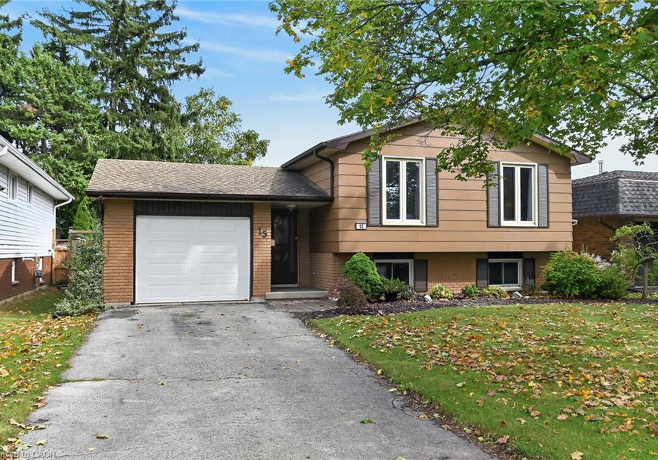 15-miller-crescent-simcoe-ontario-40865641