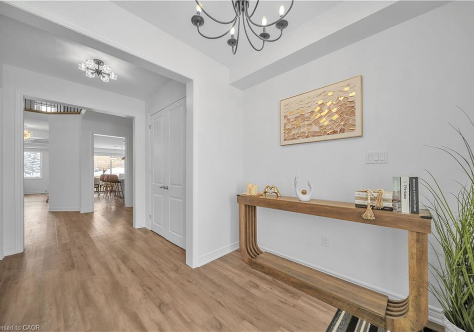136-harpin-way-e-fergus-ontario-40865675