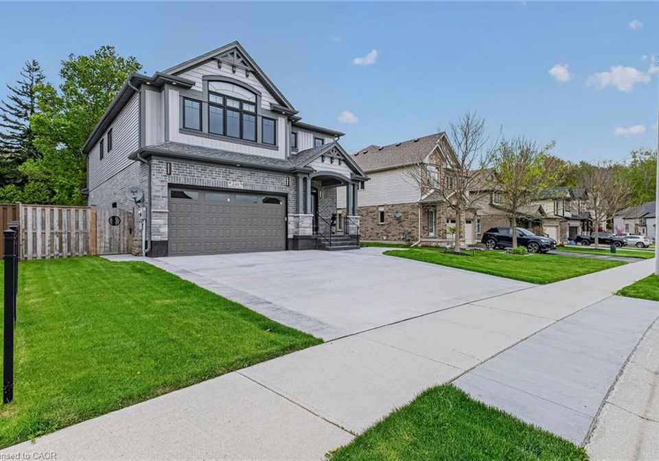 249-woodway-trail-simcoe-ontario-40865711