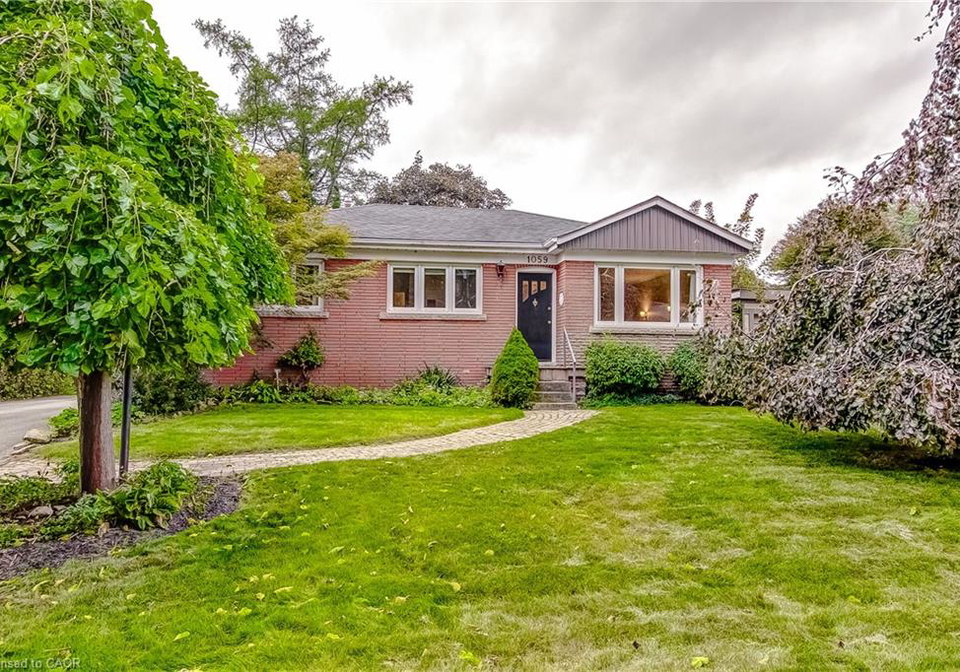1059-shepherds-drive-burlington-ontario-40865736