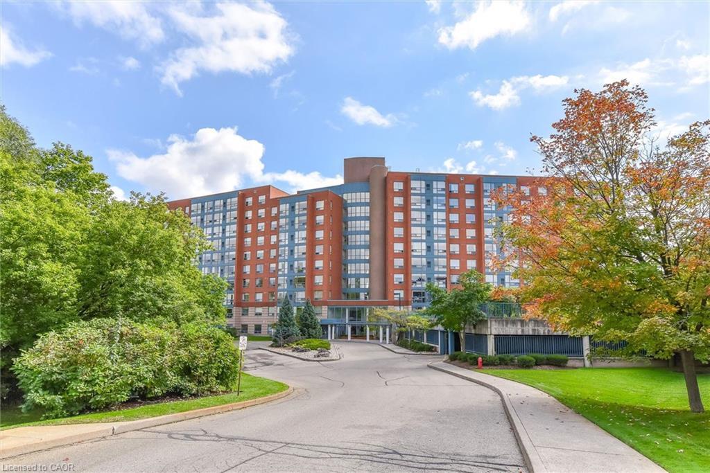 55-blue-springs-drive-waterloo-ontario-40865792