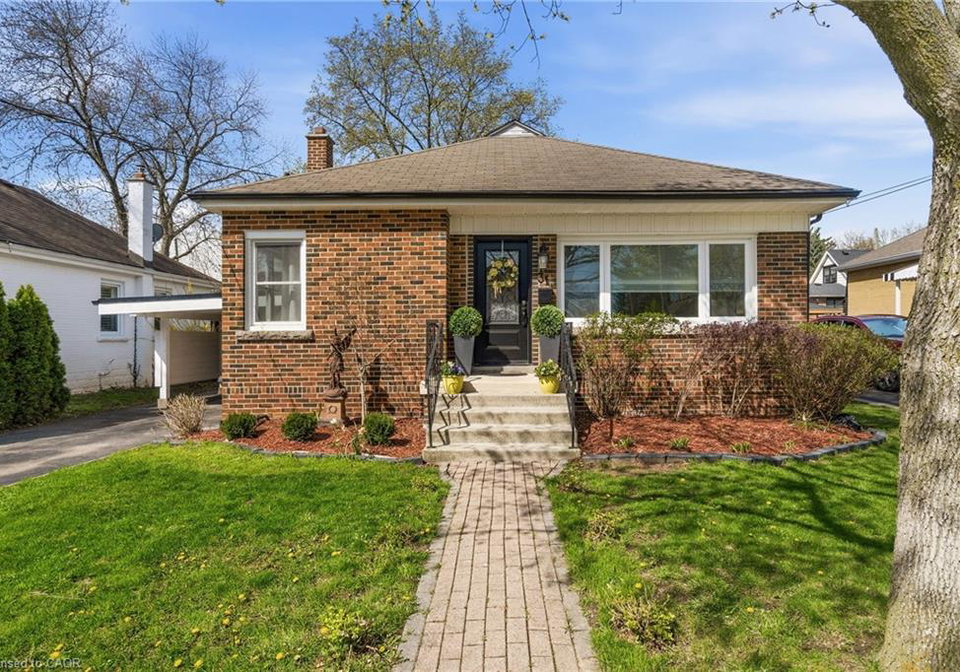 31-cameron-avenue-dundas-ontario-40865825