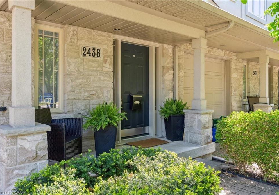 2438-second-street-burlington-ontario-40865838