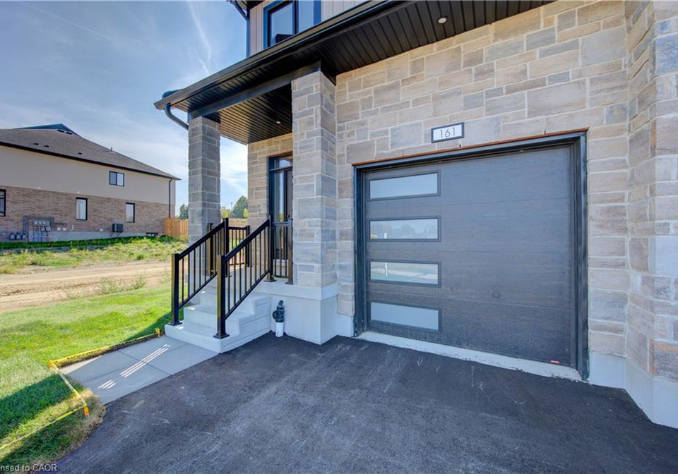 161-dunnigan-drive-kitchener-ontario-40865863