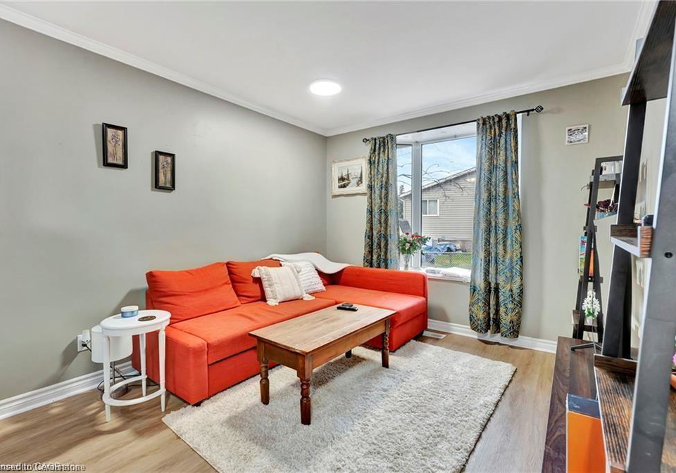 93-robertson-crescent-kitchener-ontario-40865899
