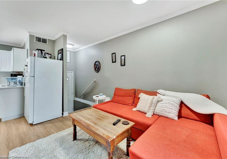 93-robertson-crescent-kitchener-ontario-40865899