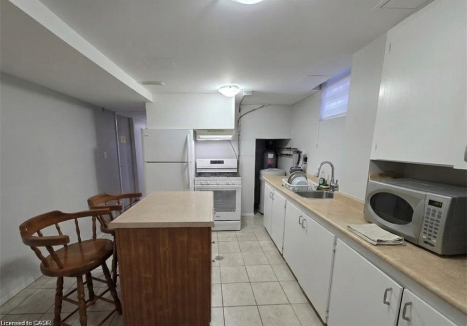 555-brookhaven-crescent-waterloo-ontario-40865906
