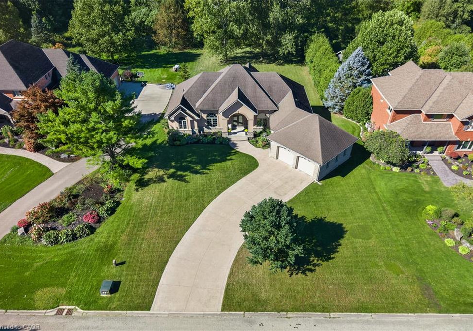 38-virginia-avenue-simcoe-ontario-40865960