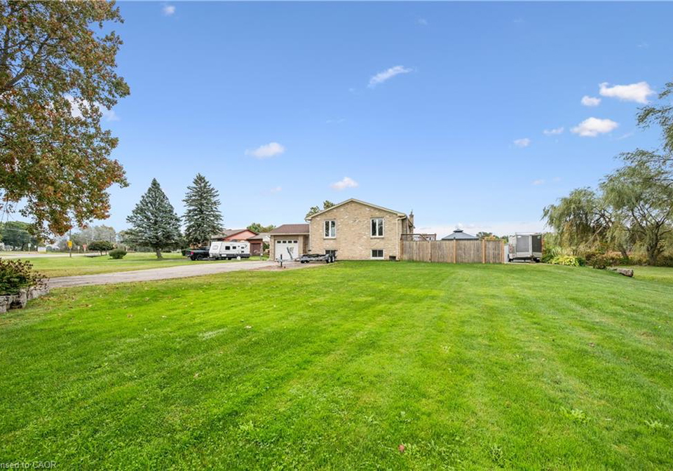 1211-old-highway-8-sheffield-ontario-40865969