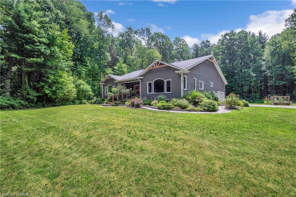 156-st-johns-road-w-simcoe-ontario-40865978