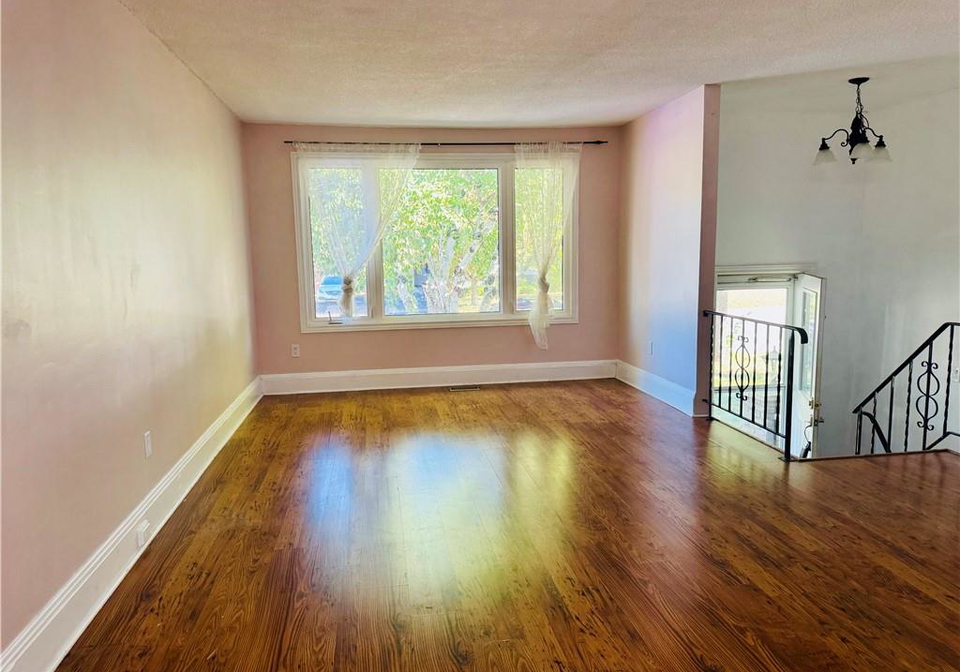 46-greyfriar-drive-hamilton-ontario-40865981