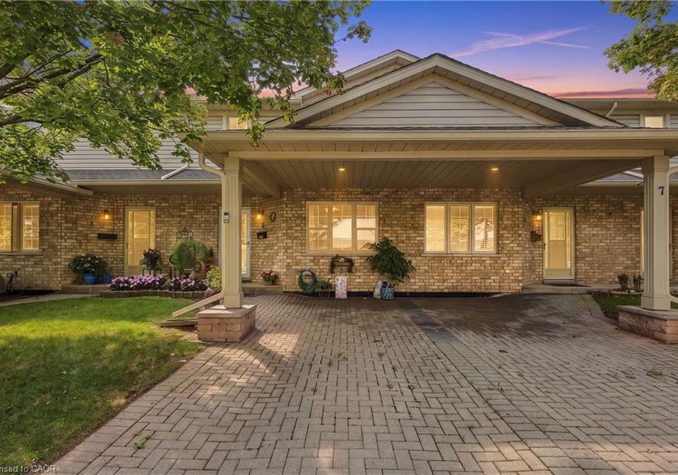 9-wentworth-drive-grimsby-ontario-40866012