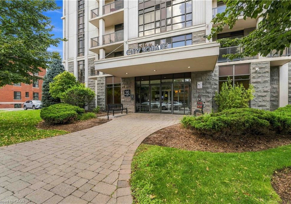 90-charlton-avenue-w-hamilton-ontario-40866016