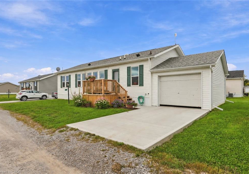 17-bent-willow-court-nanticoke-ontario-40866030