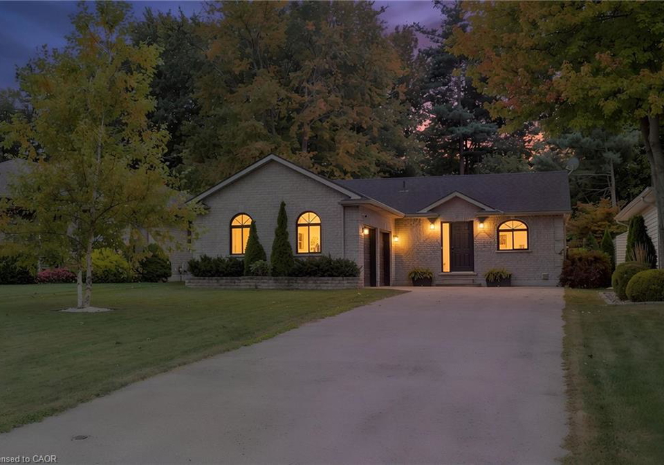 53-hawtrey-road-delhi-ontario-40866091