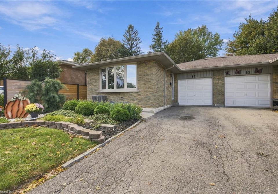 12-glamis-court-hamilton-ontario-40866221