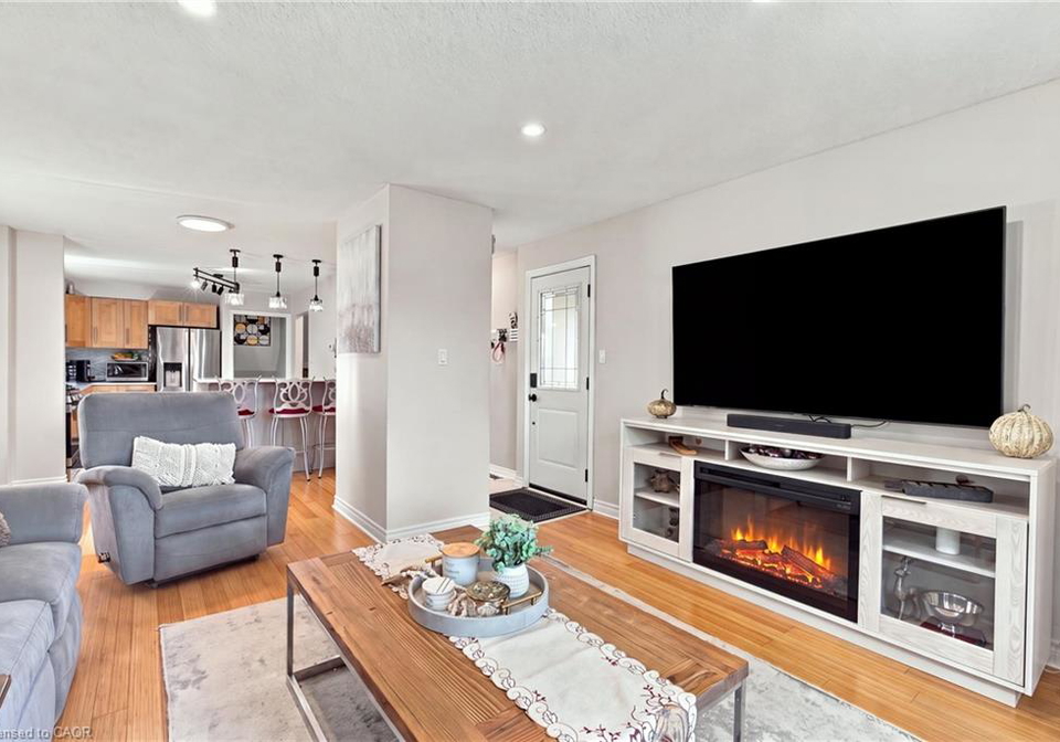 12-glamis-court-hamilton-ontario-40866221