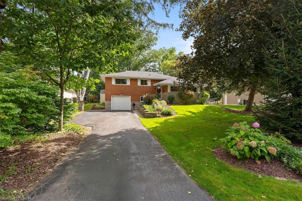 200-woodview-crescent-ancaster-ontario-40866226