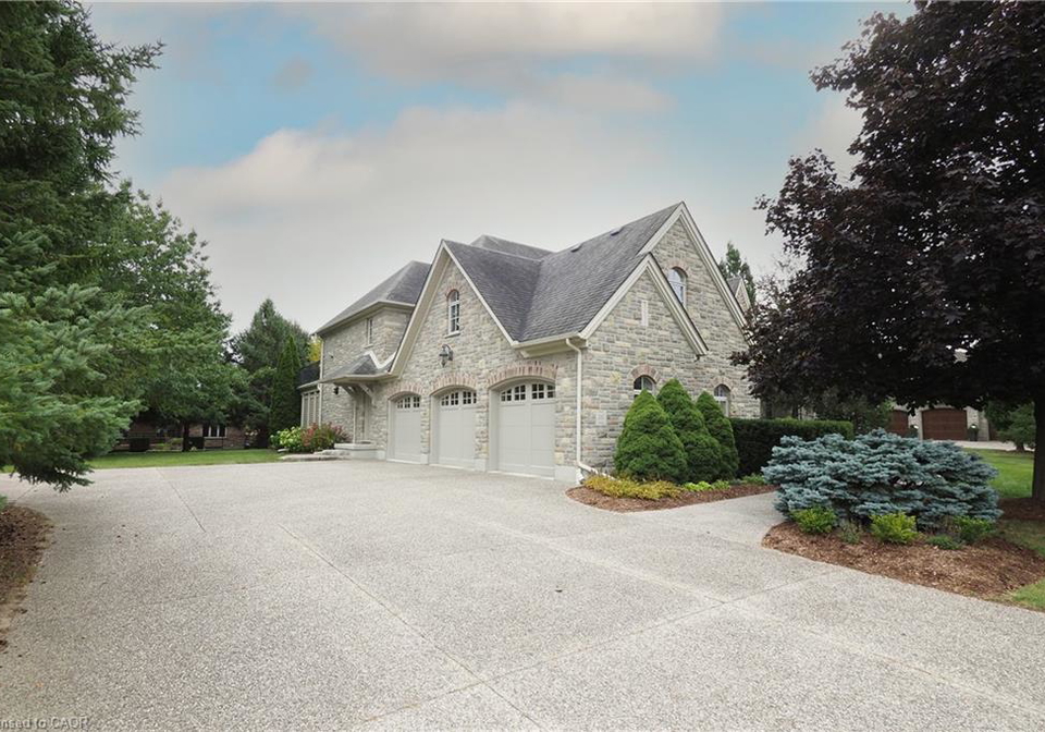 585-kiwanis-park-drive-kitchener-ontario-40866238