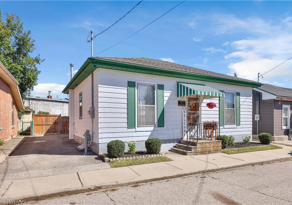 7-halls-avenue-brantford-ontario-40866253