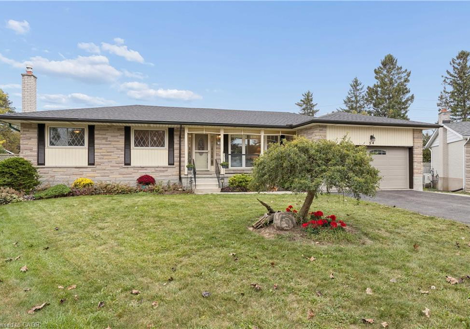 54-hampton-place-kitchener-ontario-40866301