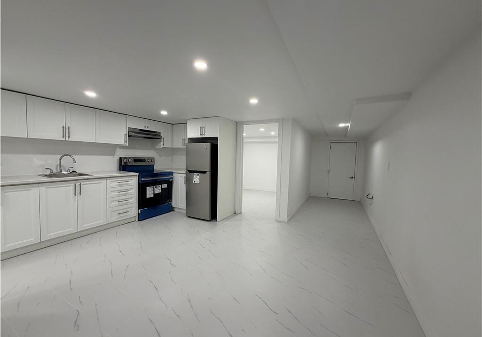 804-st-clair-avenue-w-toronto-ontario-40866338