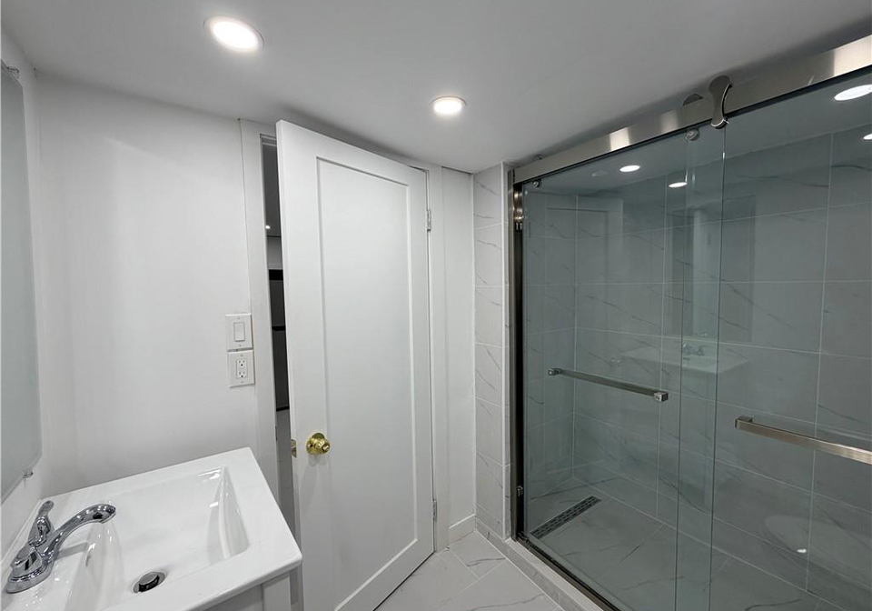 804-st-clair-avenue-w-toronto-ontario-40866338
