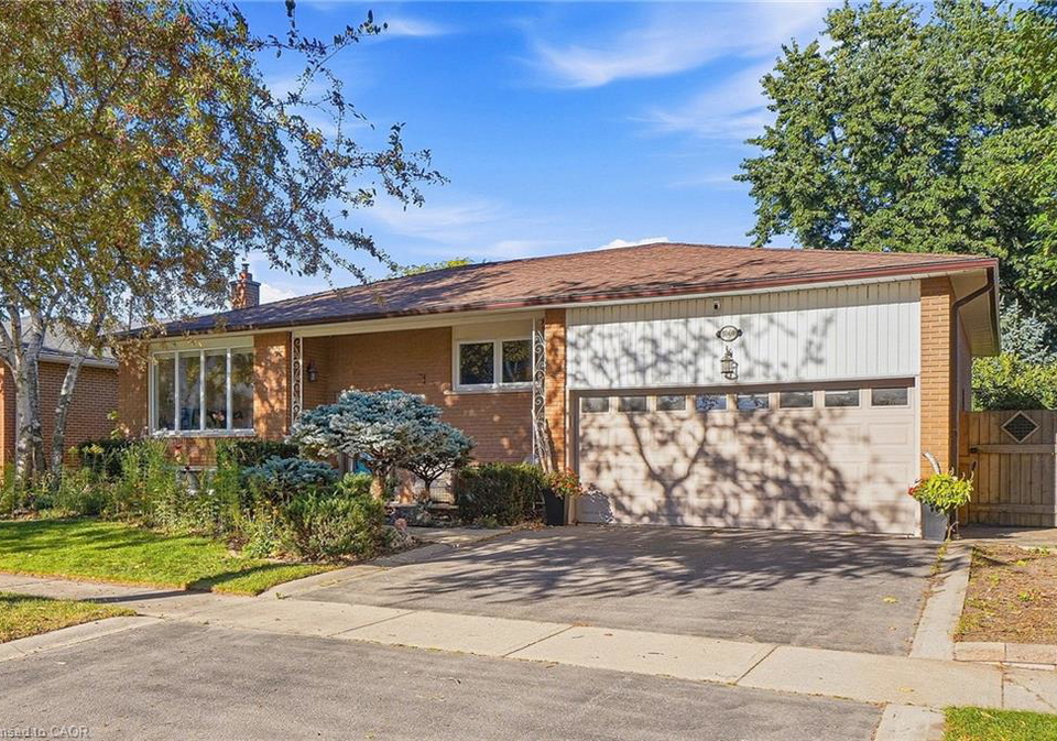 1060-dowland-crescent-burlington-ontario-40866355